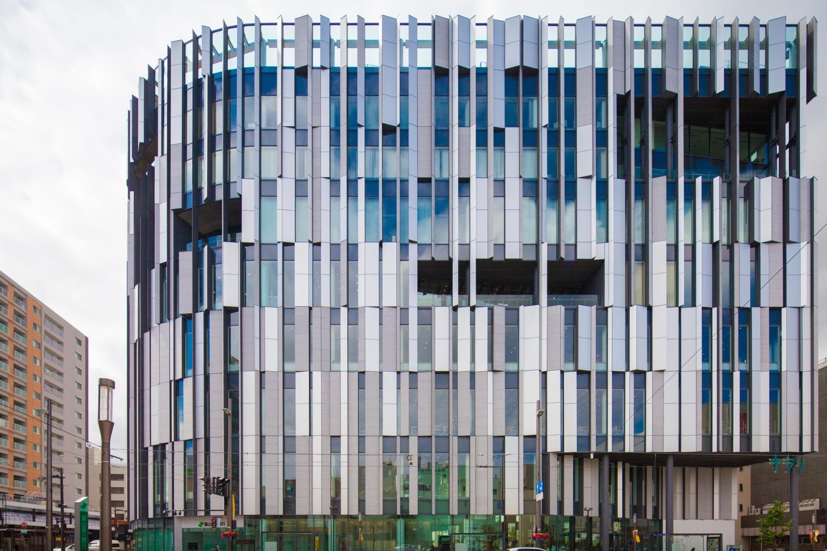 🏛️ 도야마시 유리 미술관 이미지 2